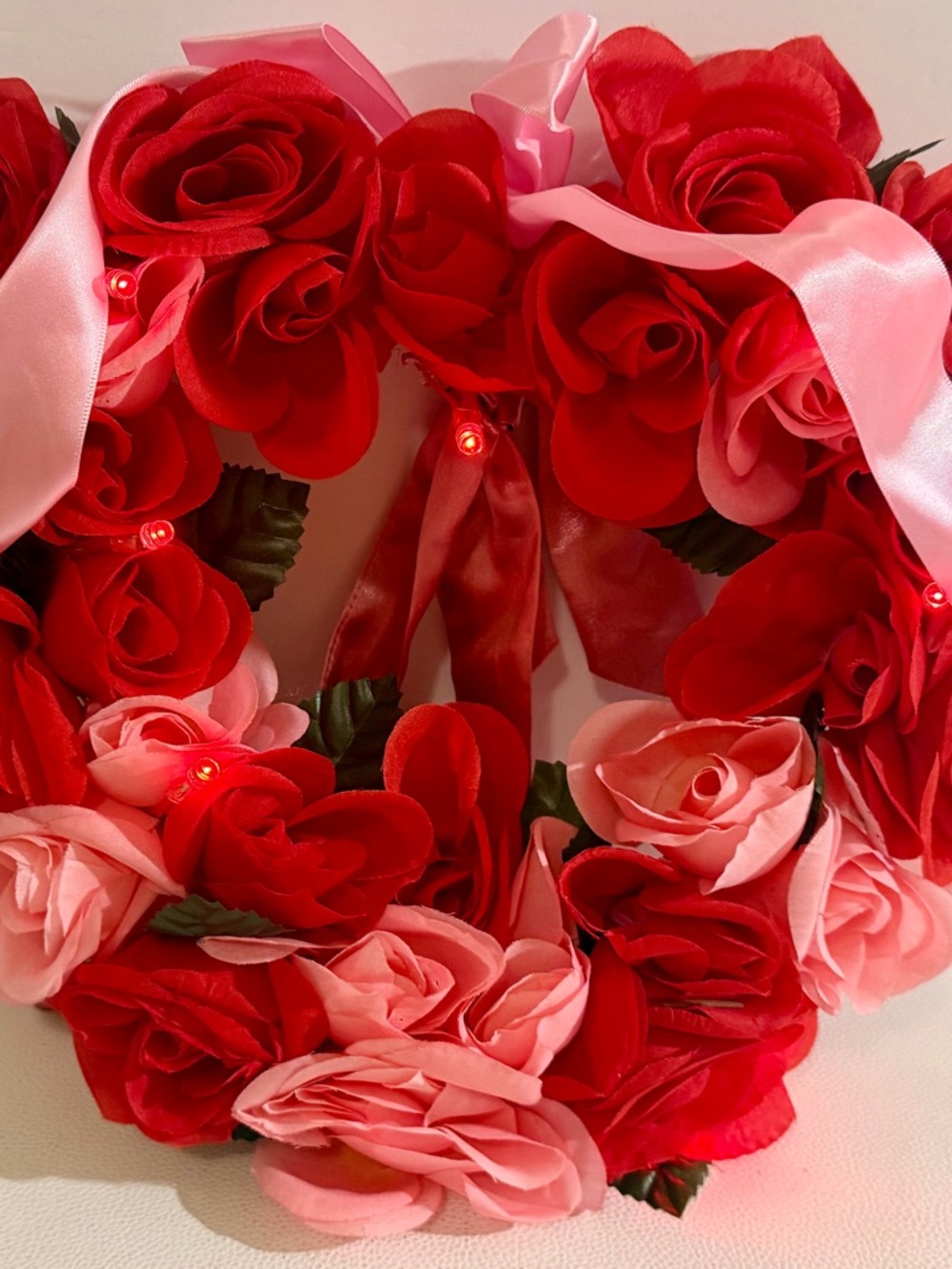 Avon Valentine Heart Rose Wreath Lighted Red Pink Floral Wall Hanging LED Decor - Picture 5 of 13